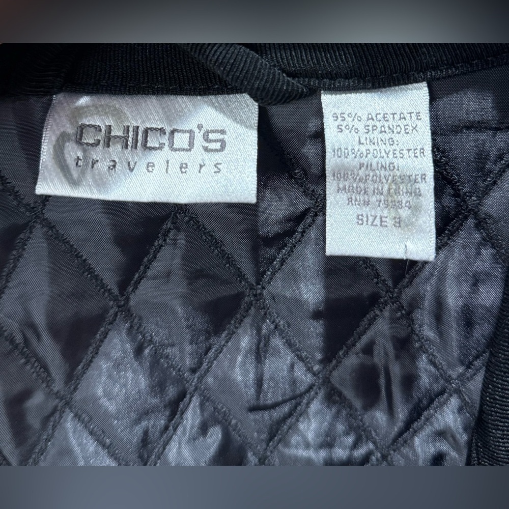 Chico’s Travelers Black Quilted Jacket Size 3 XL/16 Button Front Y2K Minimalist - Picture 9 of 9